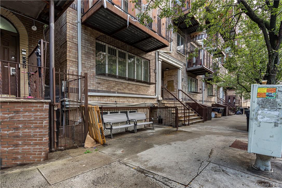 57 Lorimer Street 1a Property Photo 18
