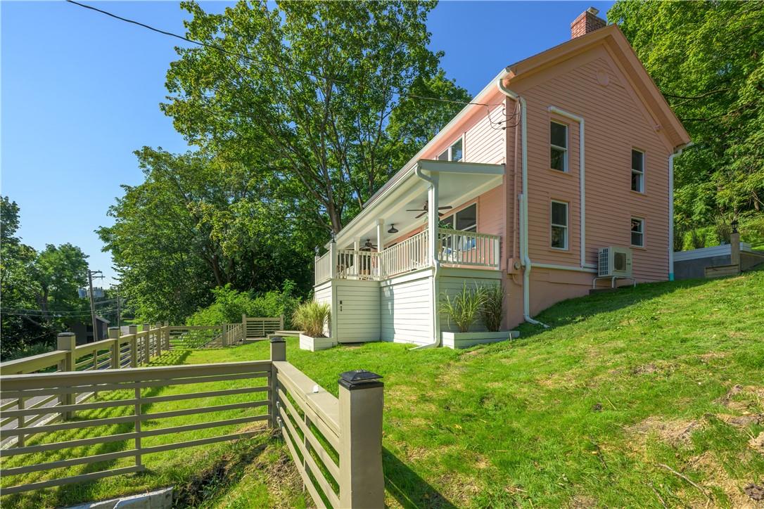 18 Riverside Avenue Property Photo 2