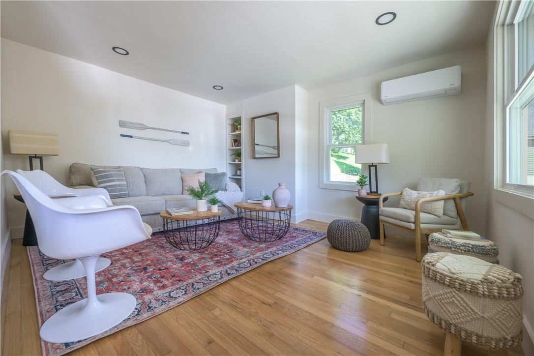 18 Riverside Avenue Property Photo 7