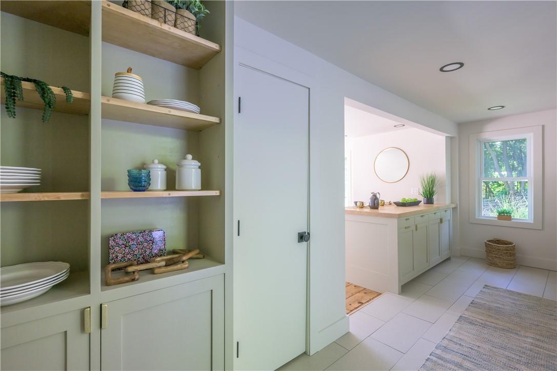 18 Riverside Avenue Property Photo 14