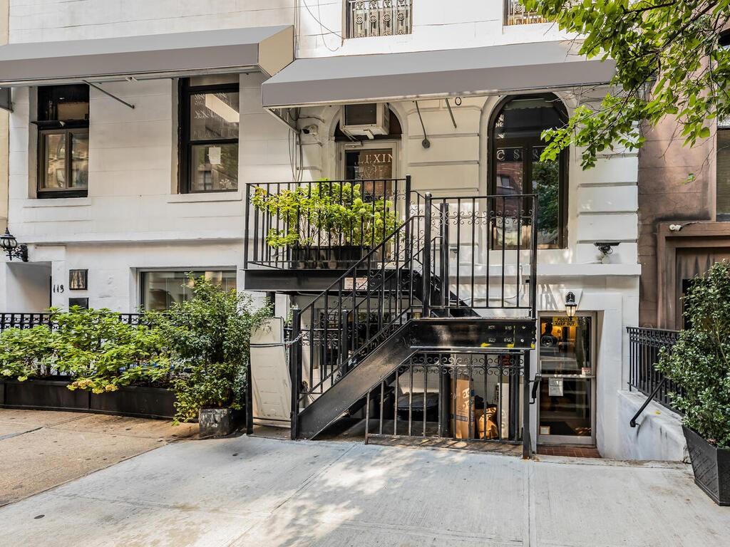 115 E 39th Street Property Photo 8