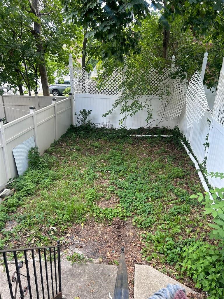1476 Arnow Avenue Property Photo 4