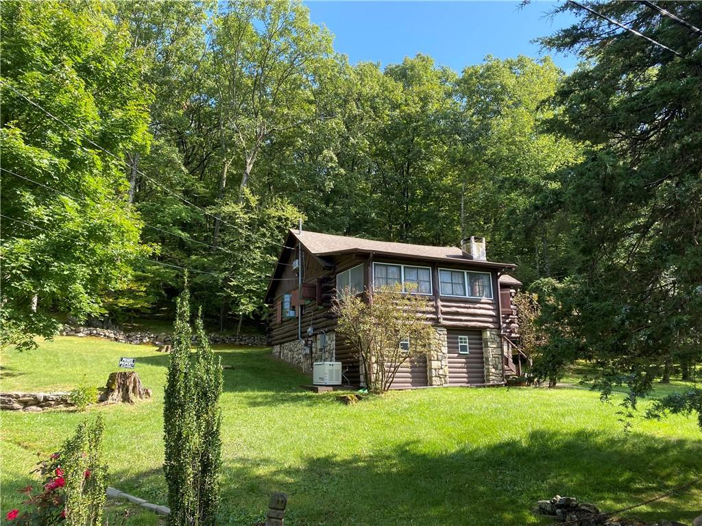 14 Mountainview Road Property Photo 2