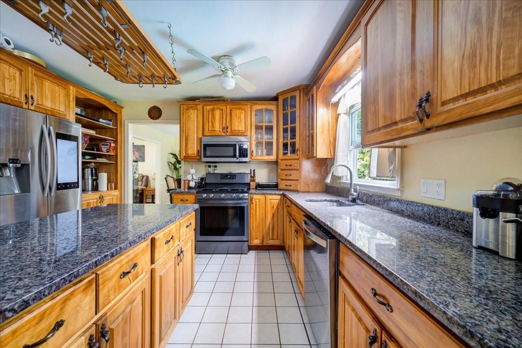 29 Hillview Drive Property Photo 6