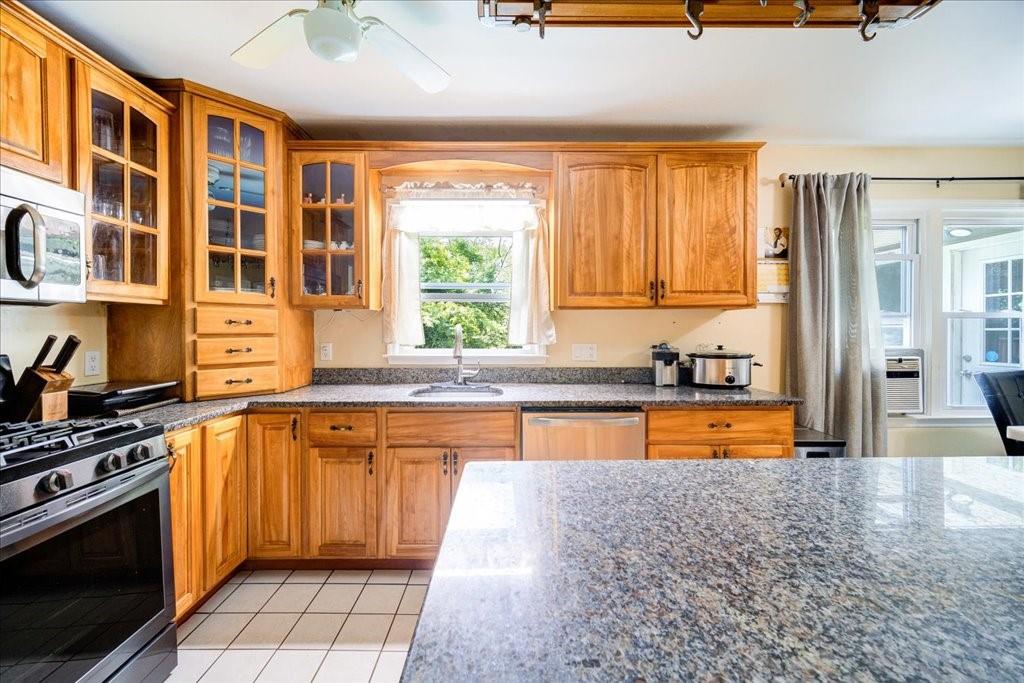 29 Hillview Drive Property Photo 8