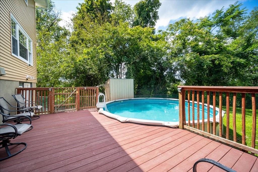 29 Hillview Drive Property Photo 32