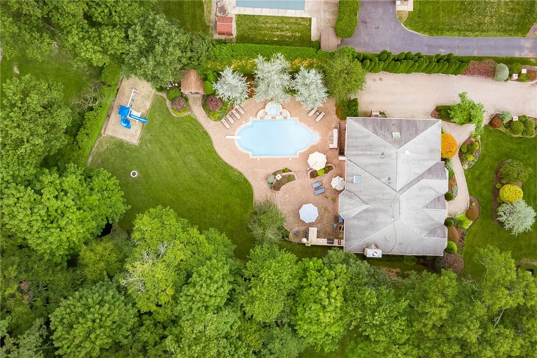 8 Van Winkle Road Property Photo 33