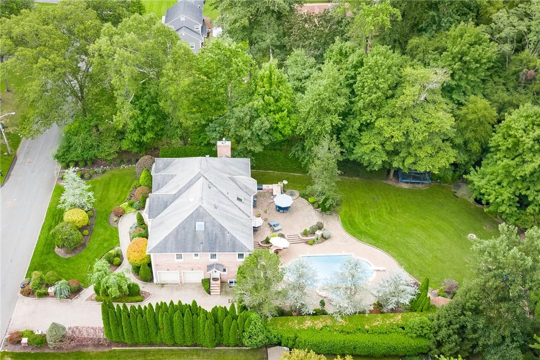 8 Van Winkle Road Property Photo 35