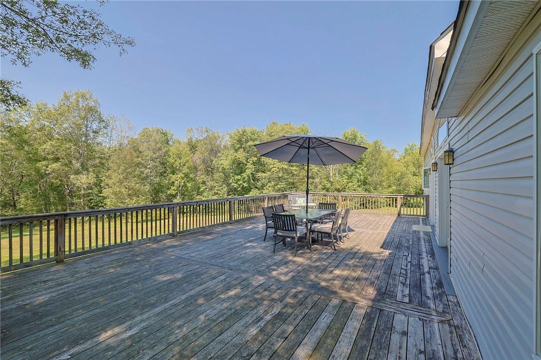1577 Centre Road Property Photo 18