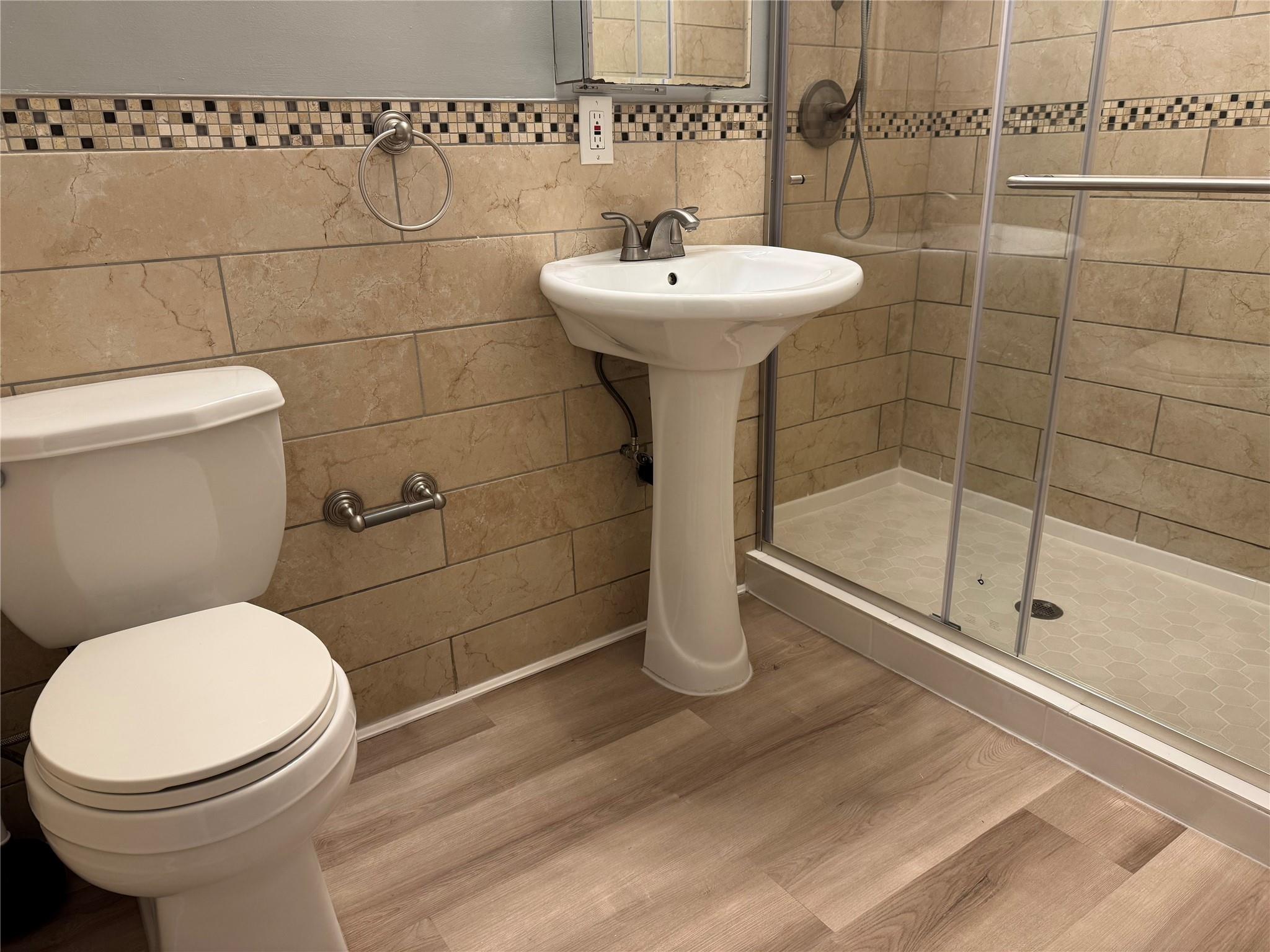 6 Charlotte Mews Property Photo 26