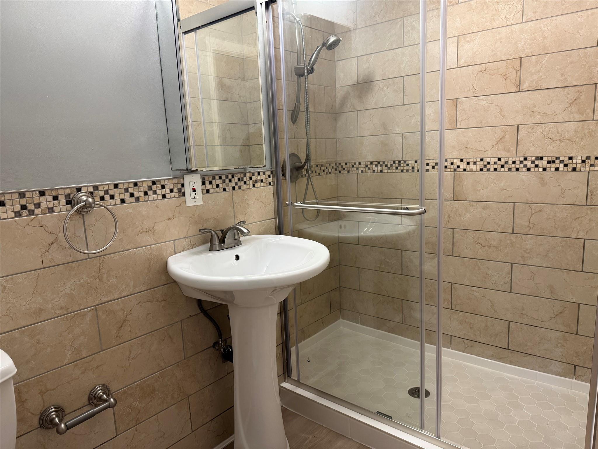 6 Charlotte Mews Property Photo 30