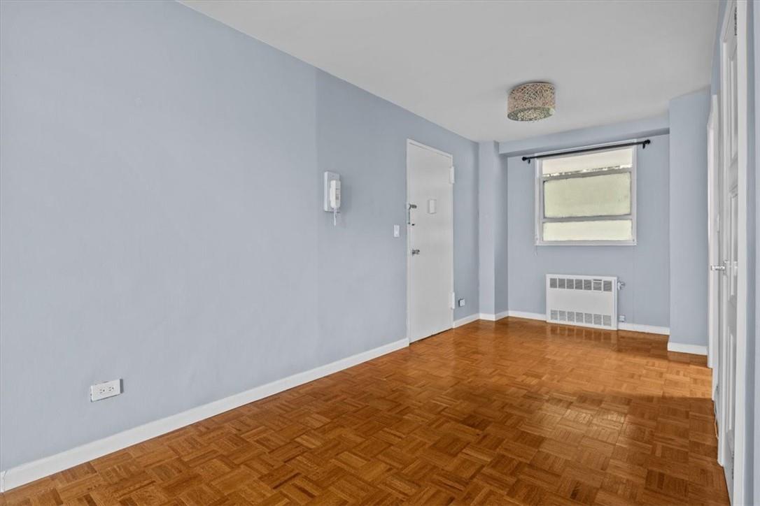 2575 Palisade Avenue 2j Property Photo 6