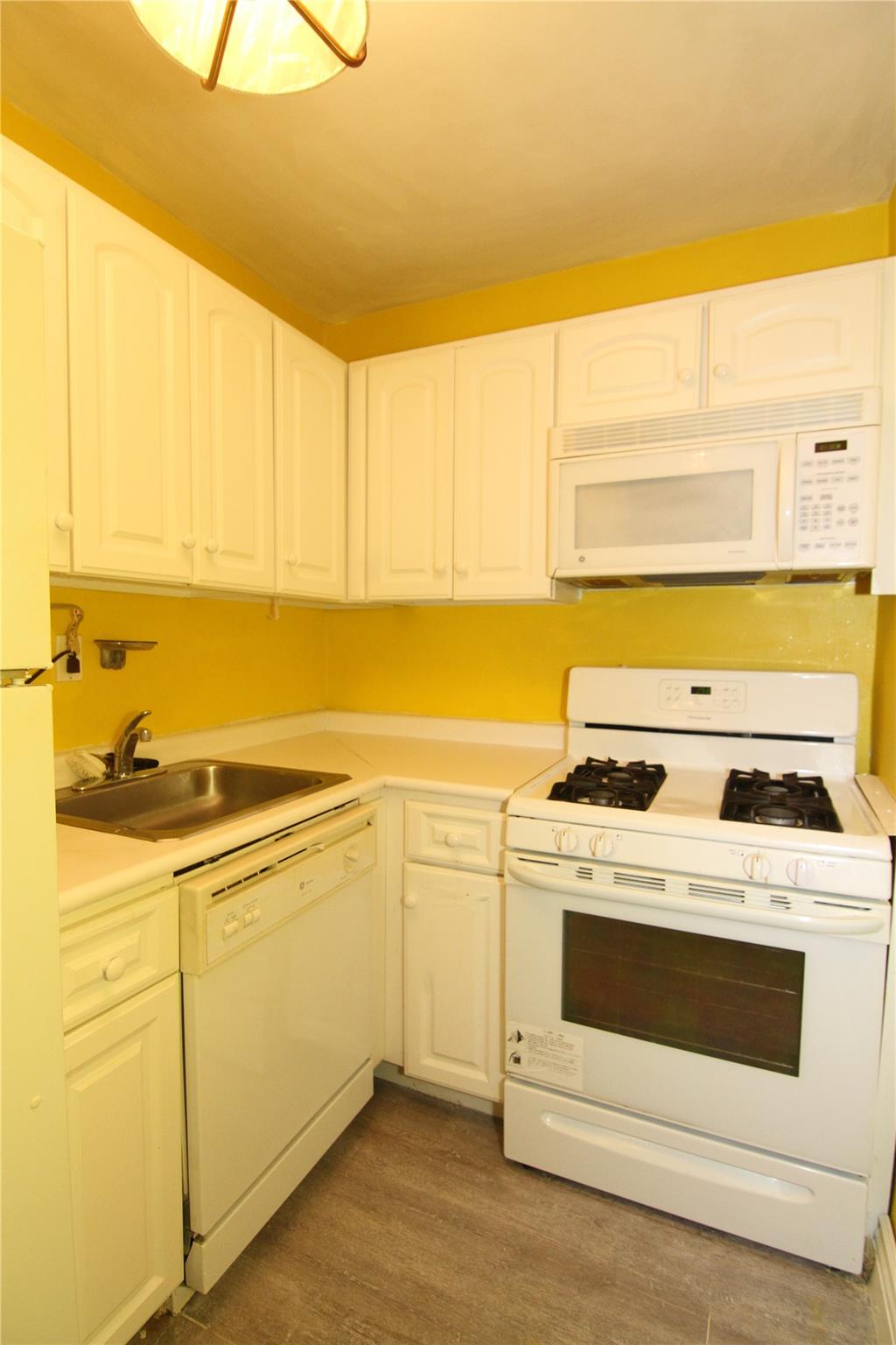 505 Central Avenue 610 Property Photo 11