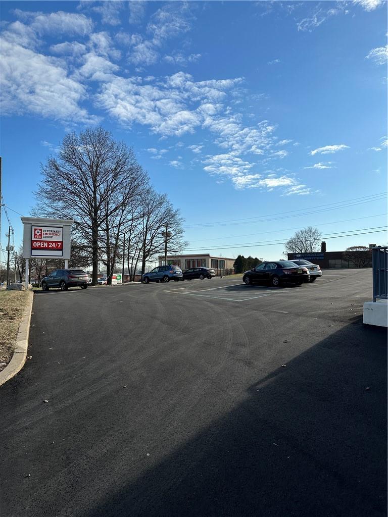 123 E Route 59 Property Photo 8