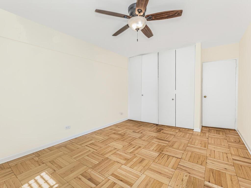 3901 Independence Avenue 2t Property Photo 8