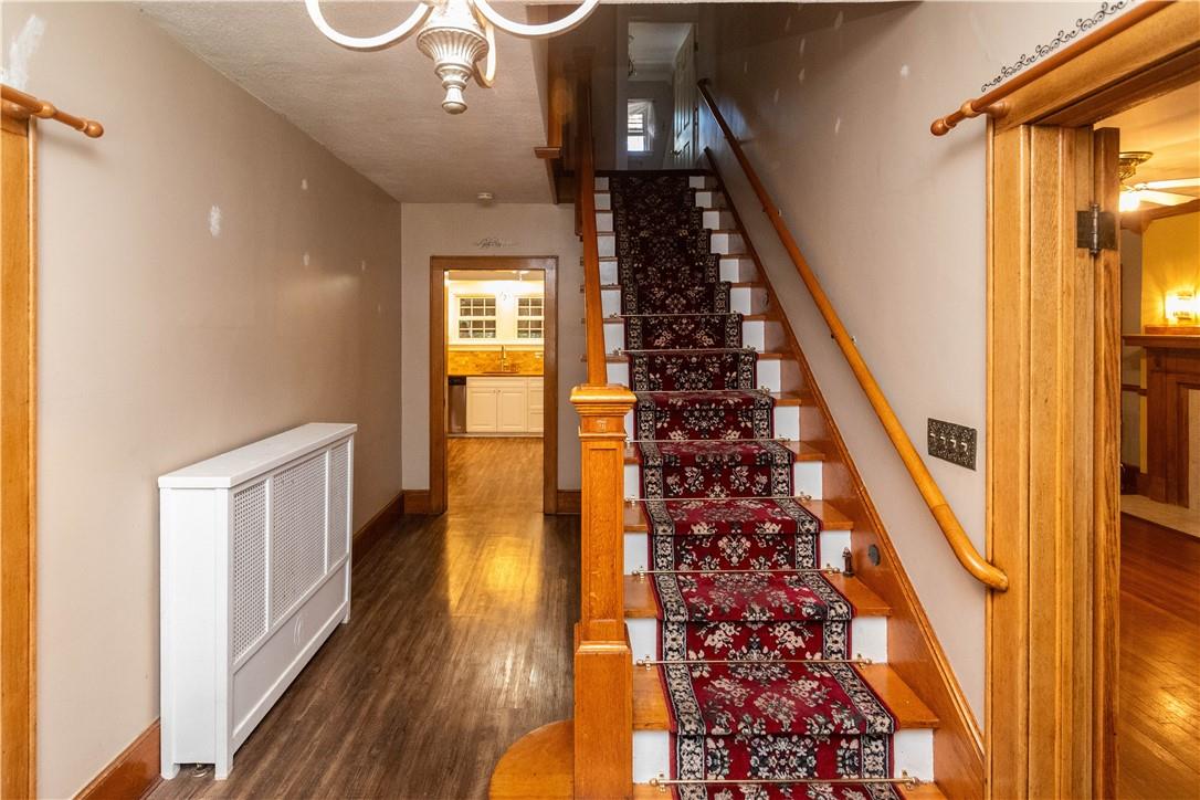 12 Woodside Place Property Photo 2