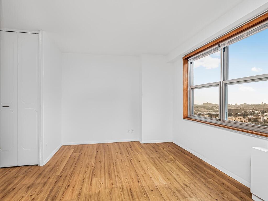 555 Kappock Street 10r Property Photo 15