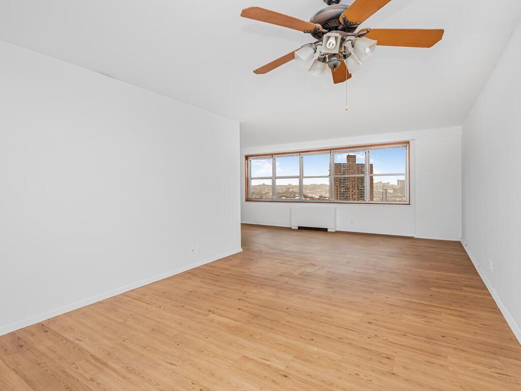 555 Kappock Street 10r Property Photo 17