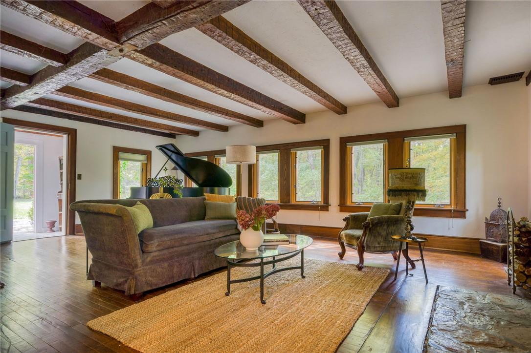 235 Knob Hill Road Property Photo 3