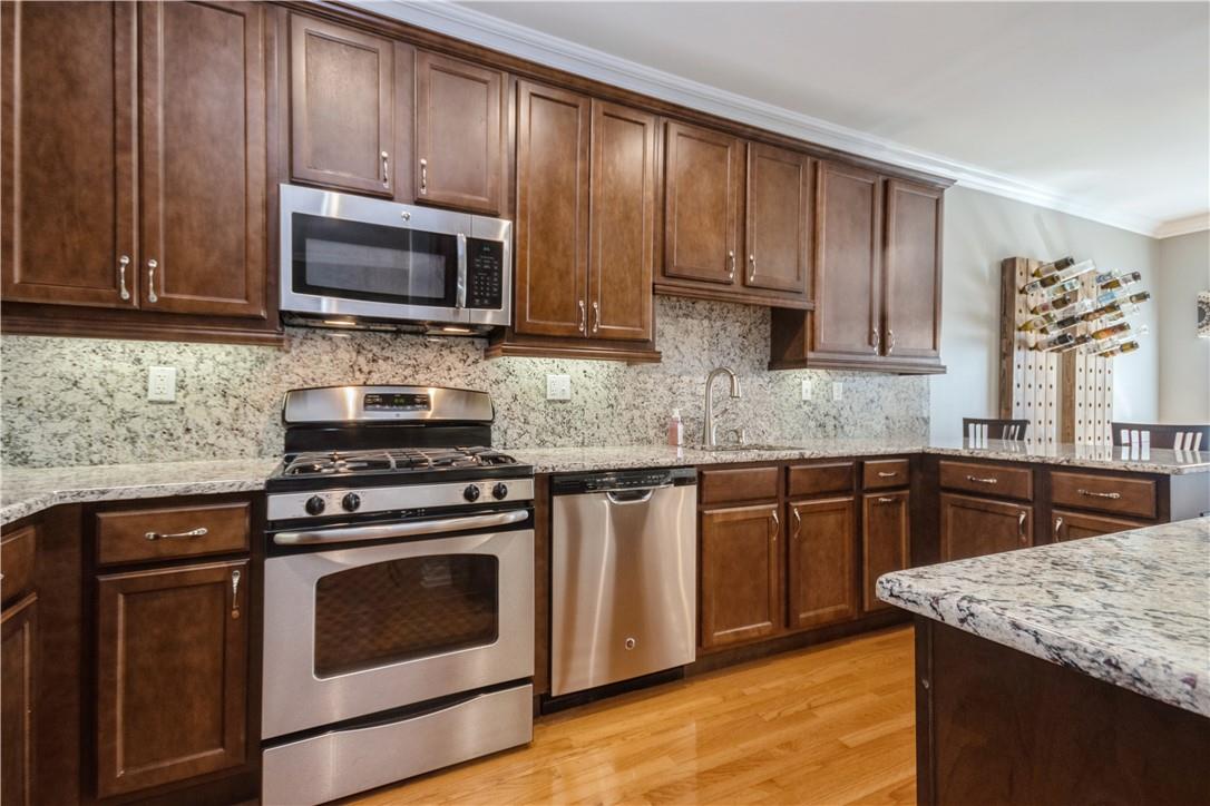 2509 Sylvan Loop Property Photo 3