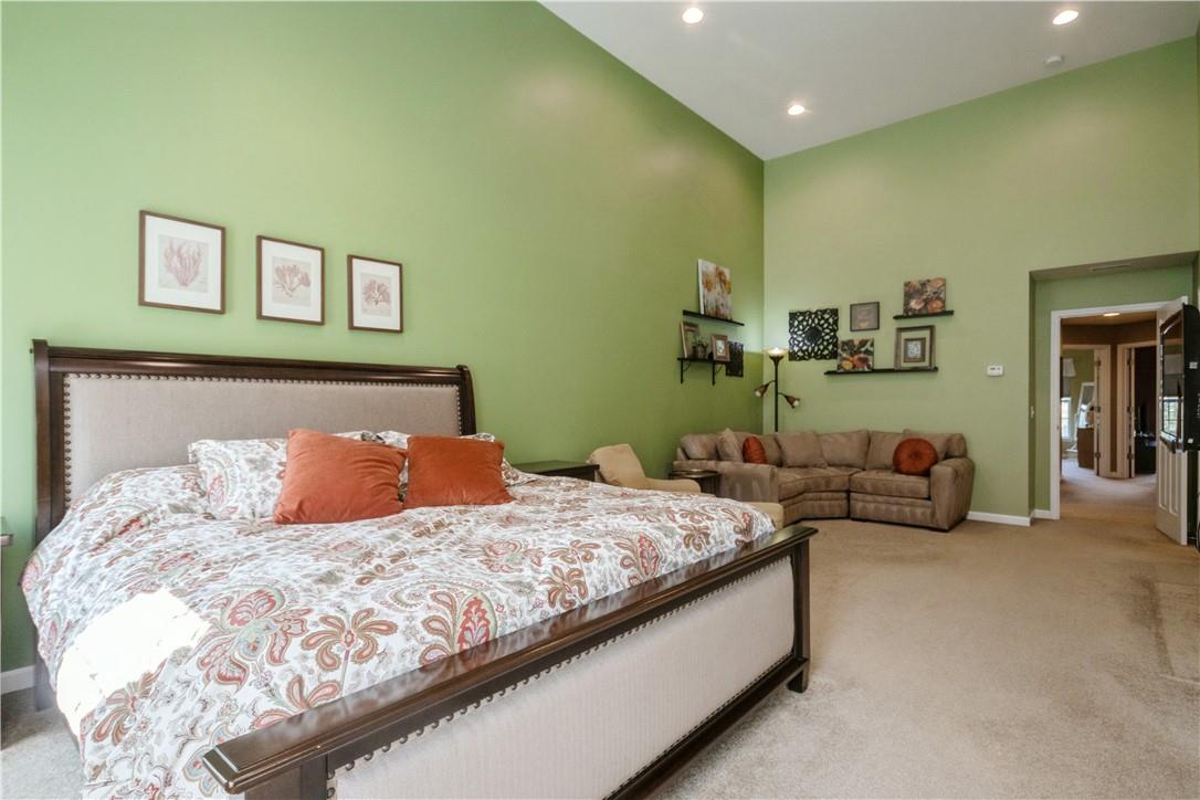 2509 Sylvan Loop Property Photo 18