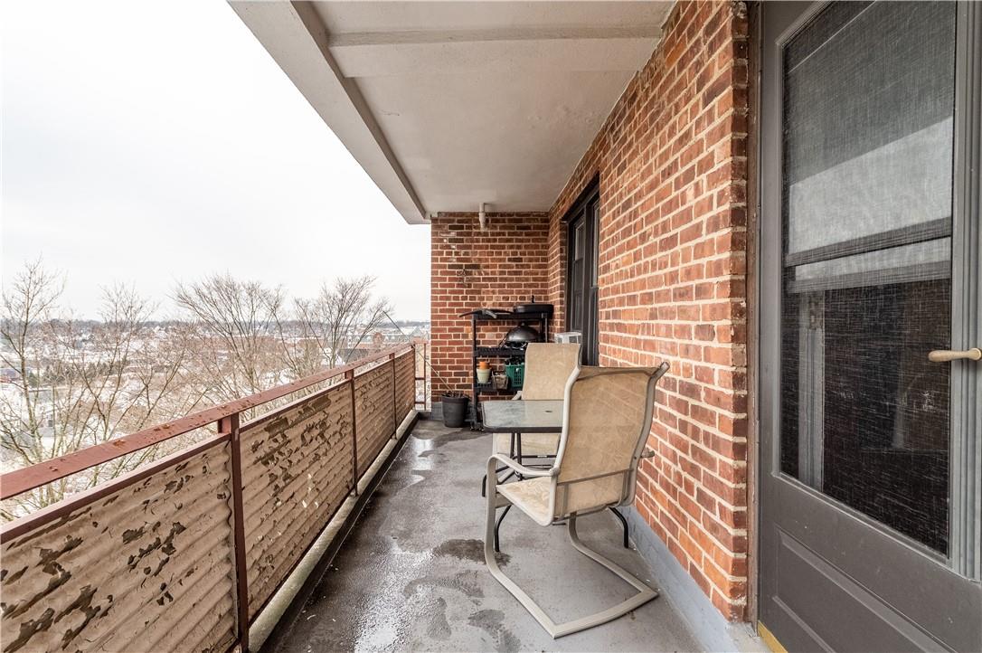 315 King Street 5c Property Photo 16