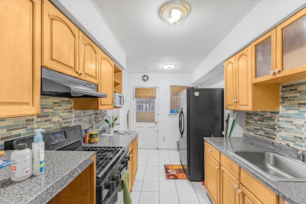 4178 Baychester Avenue Property Photo 15