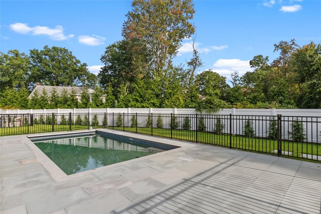 60 Park Avenue Property Photo 4