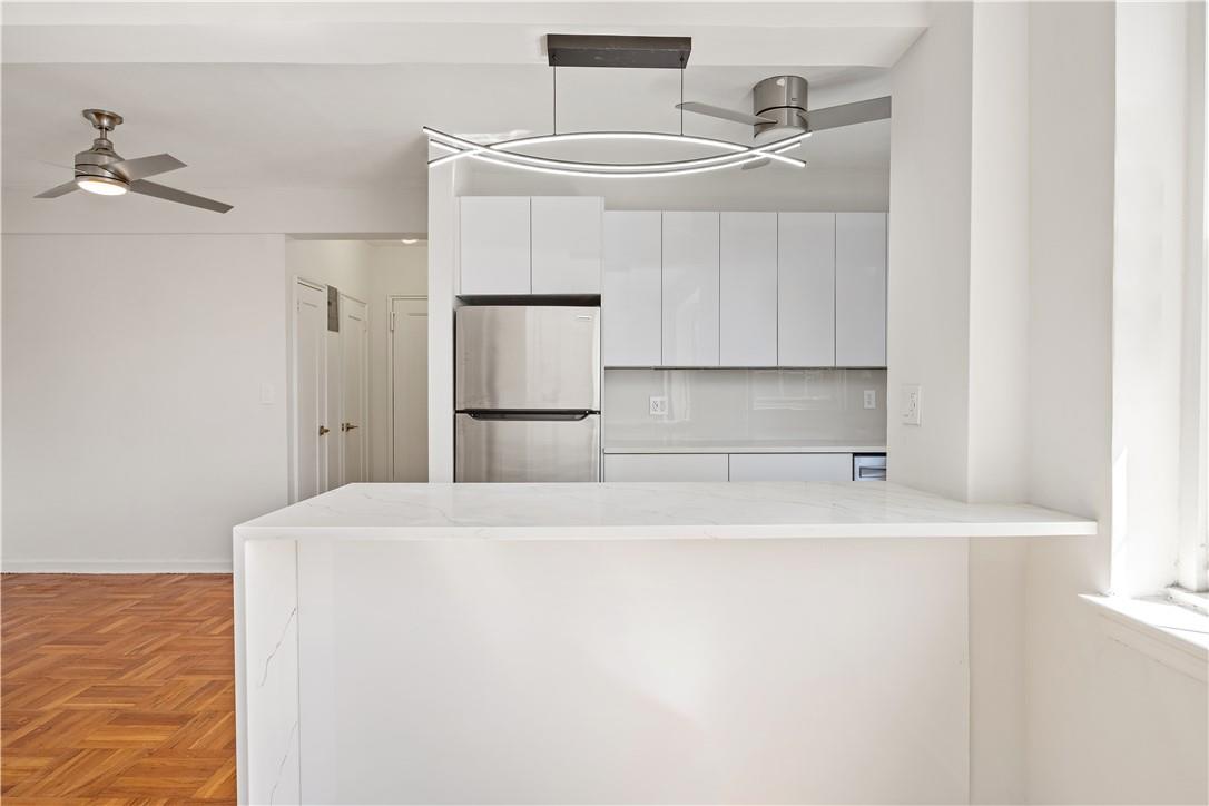 230 Pelham Road 5e Property Photo 1