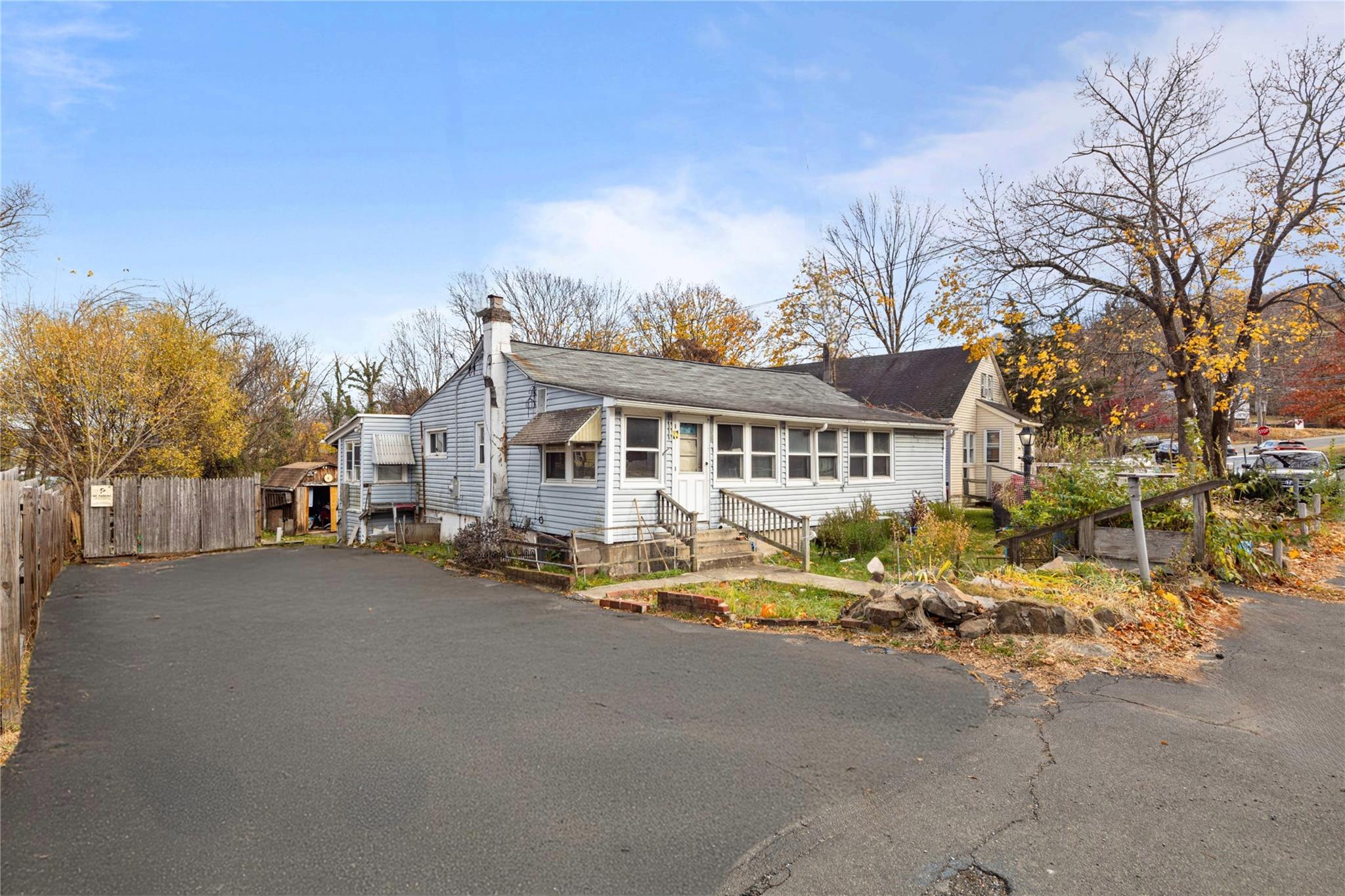 11 Waldron Avenue Property Photo 1