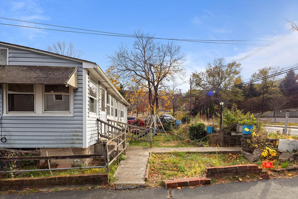 11 Waldron Avenue Property Photo 24