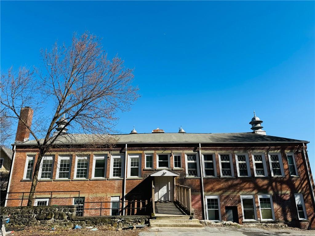 139 Linden Avenue 137 Property Photo