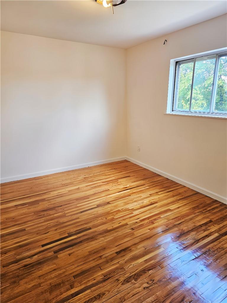 246 Soundview Avenue Property Photo 3