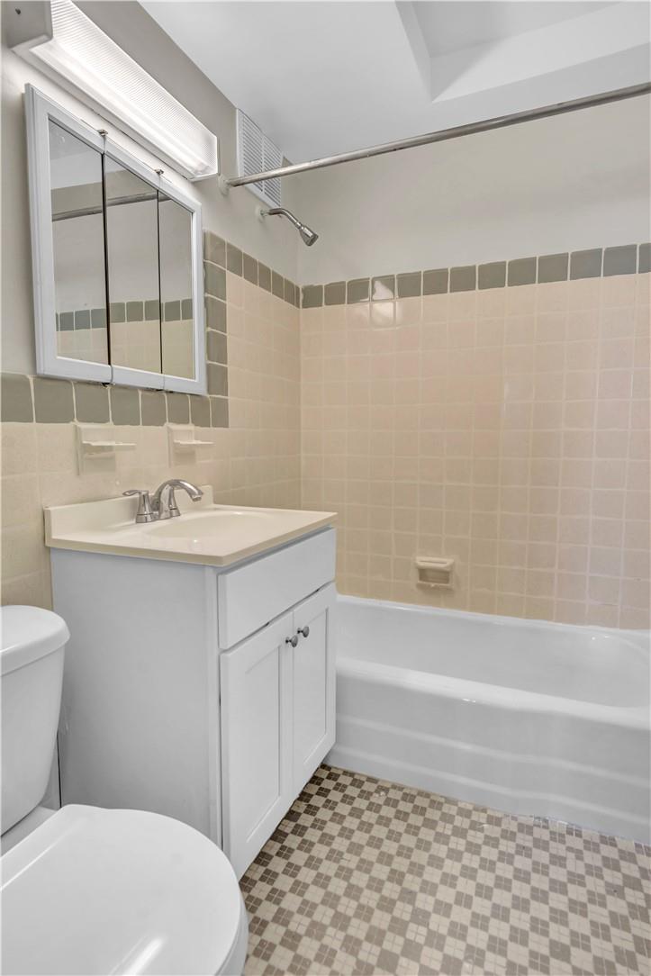 875 Morrison Avenue 7k Property Photo 17
