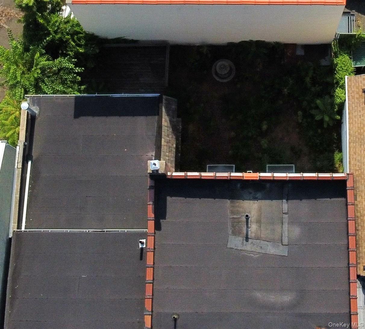 267 / 269 City Island Avenue Property Photo 35