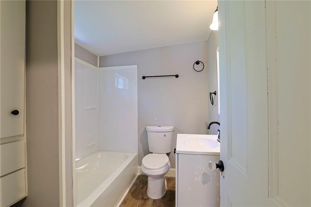 320 Hudson Street Property Photo 13