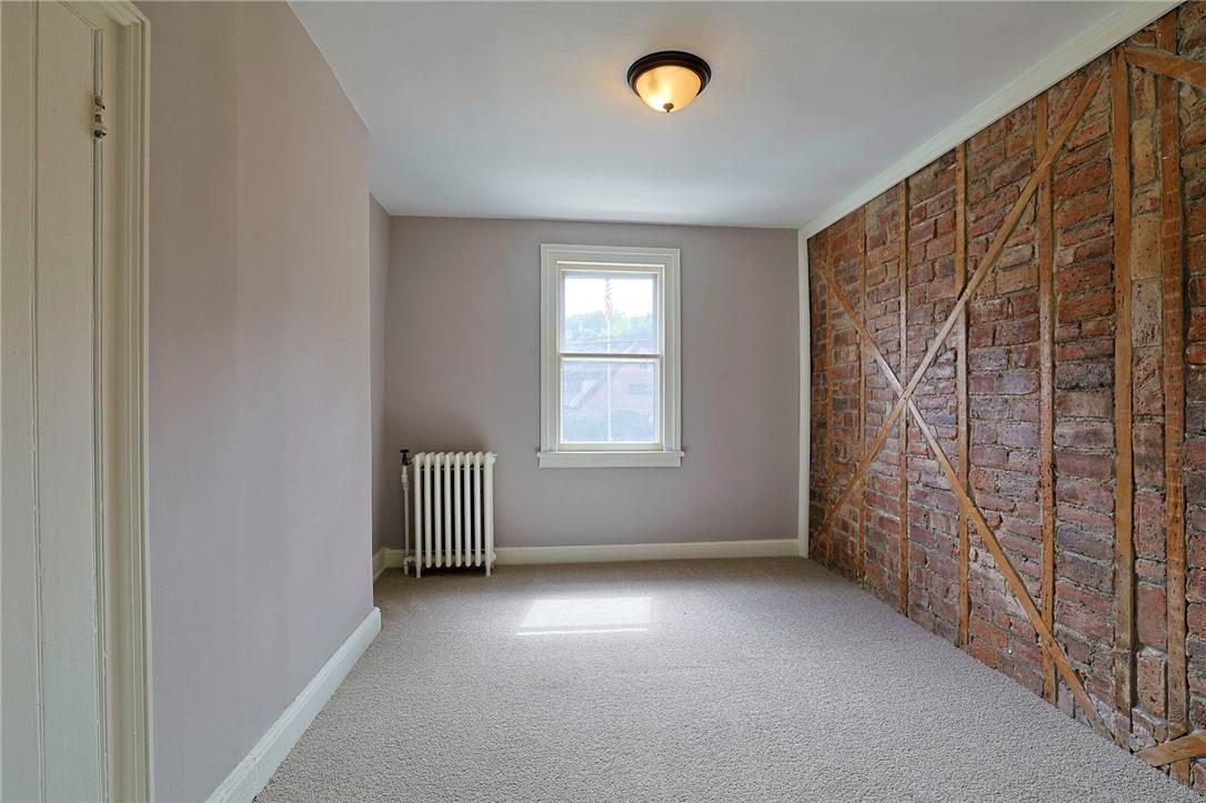 320 Hudson Street Property Photo 14