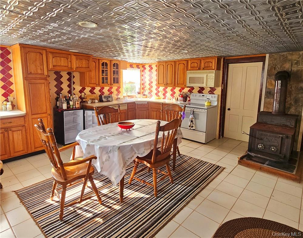 301 & 305 Hust Property Photo 10