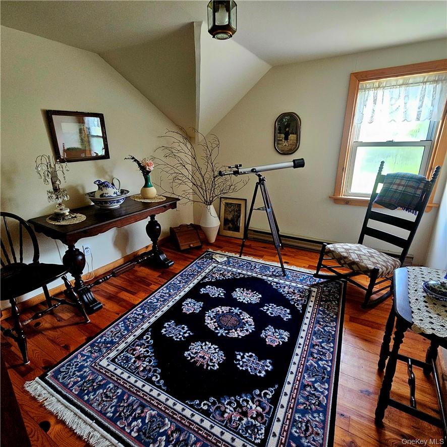 301 & 305 Hust Property Photo 24