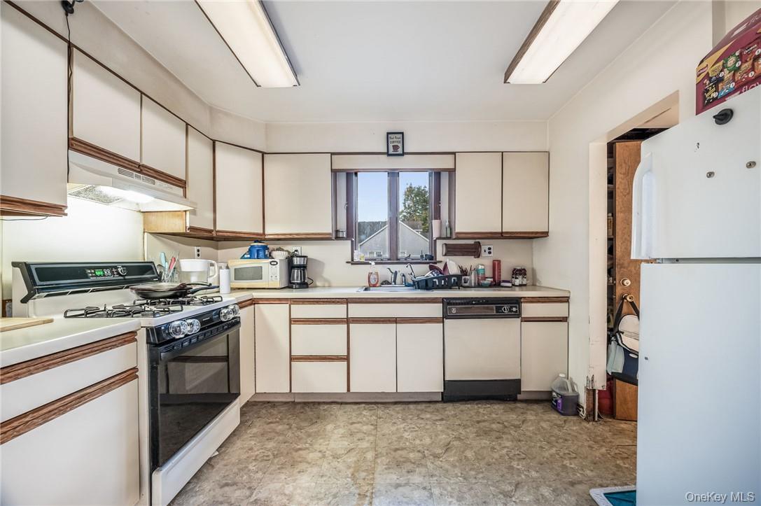 865 Commerce Street Property Photo 12