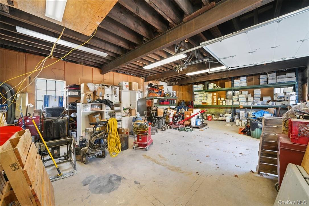 74 S Moger Avenue Property Photo 32