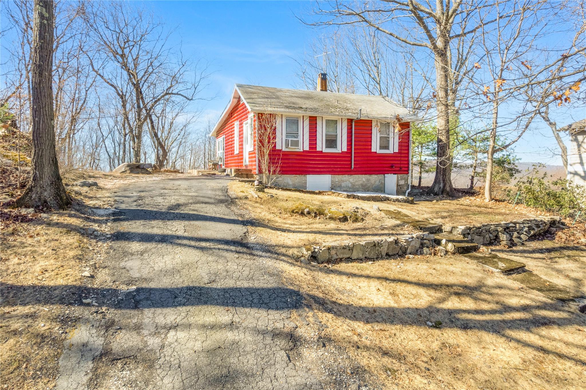75 Ridgecrest Road Property Photo