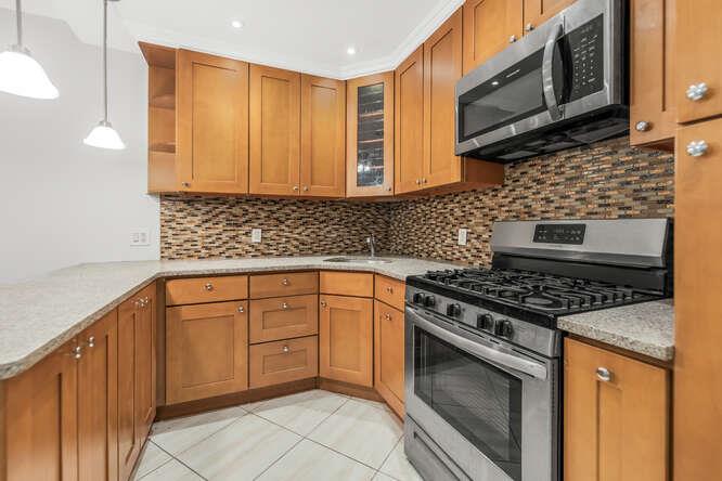 1165 Fulton Avenue 2d Property Photo 8