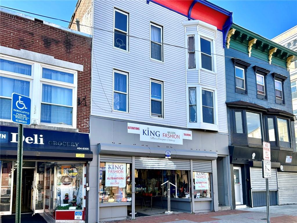 350 Main Street Property Photo