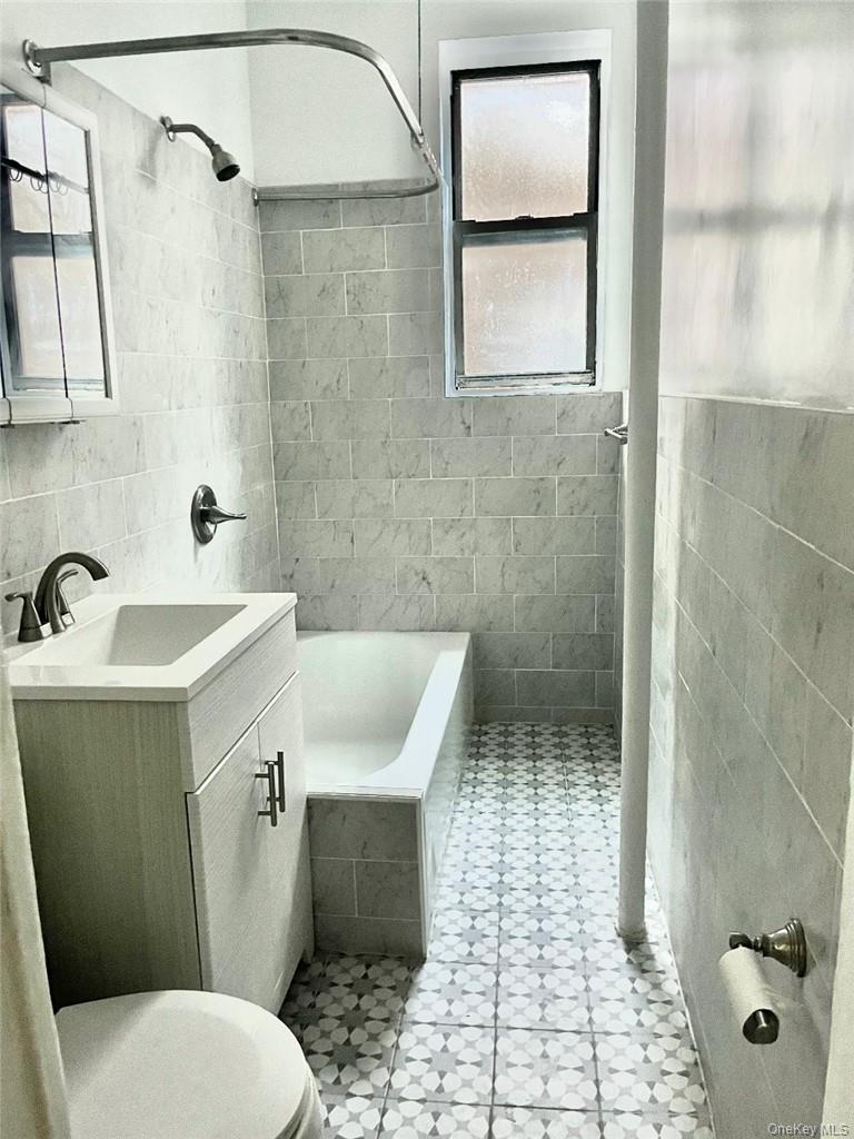 2837 West 15 Street Property Photo 6