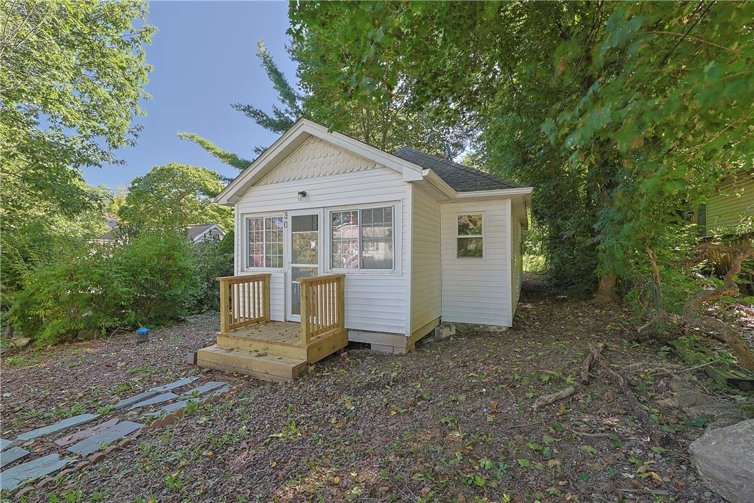 30 Hillside Road Property Photo