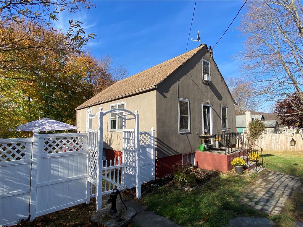 15 Heathcote Road Property Photo 2