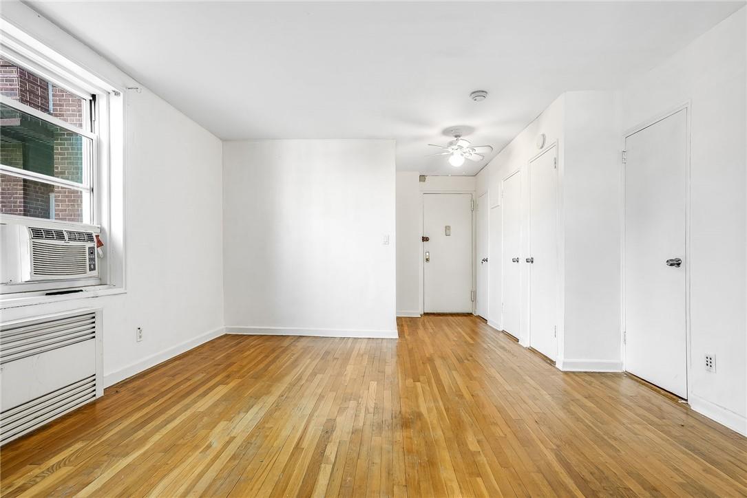 1304 Midland Avenue A35 Property Photo 6