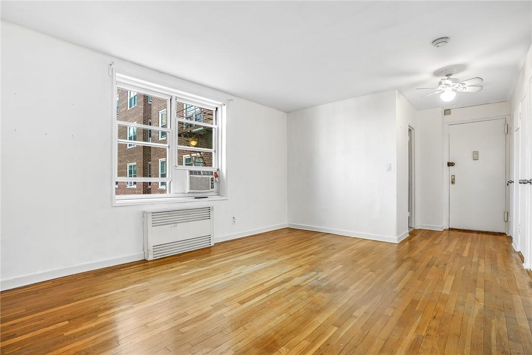 1304 Midland Avenue A35 Property Photo 8