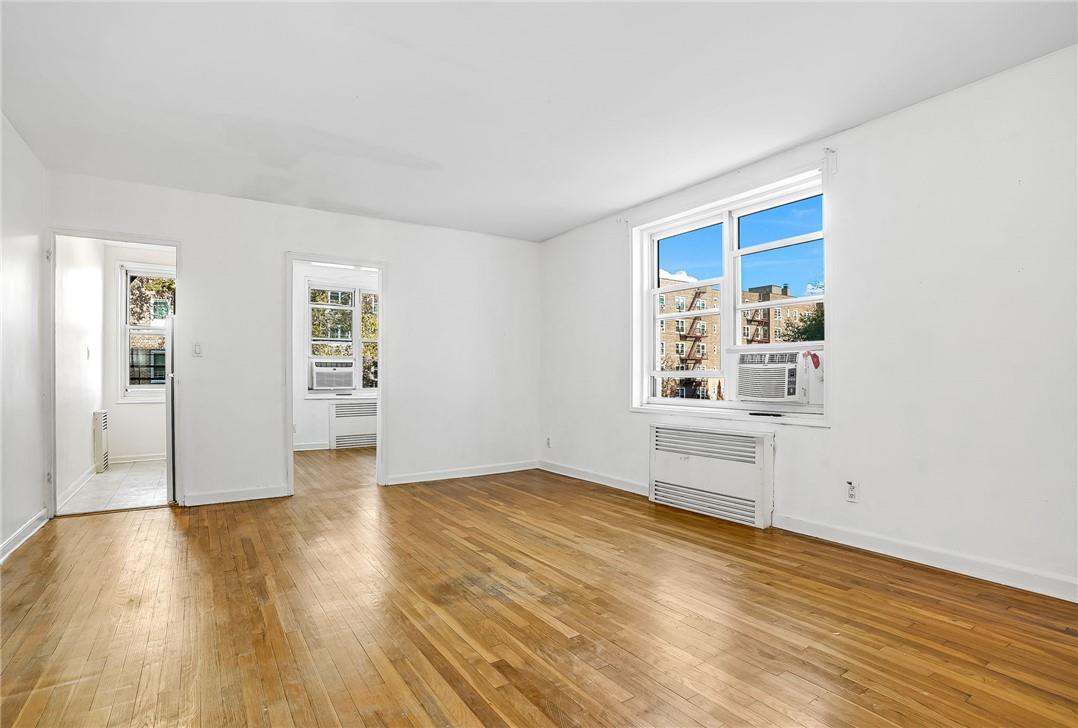 1304 Midland Avenue A35 Property Photo 9